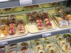 -绿姿鲜奶烘焙(新城花园店)