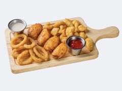 牛翅翅小食拼盘-牛男手造比萨(百盛店)