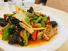 -渝君重庆火锅(嘉宾路店)