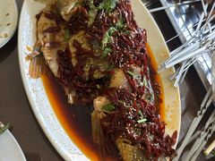 -微山岛春天里酒家