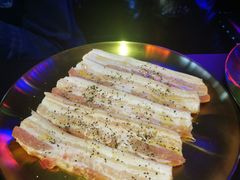 猪五花-SWAG無國界潮娱乐酒餐吧