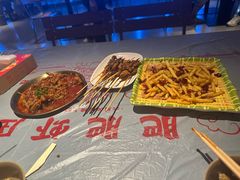 -肥肥虾庄·金牌油焖大虾(杨园滨江时代walk店)