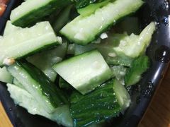 -虾弄弄海派小龙虾·牛羊蝎子火锅
