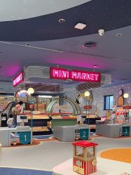 -奈尔宝家庭中心·亲子餐厅(北京东坝万达店)