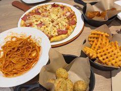 -必胜客(WOW梦之城店)