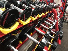 -坚果健身24小时工作室(定西路店)