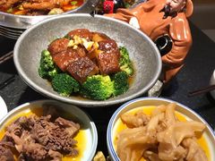 -万重锦·人文川菜馆(骡马市店)