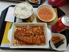 -鲲少爷烤鱼饭.螺蛳粉·清真(爱琴海店)