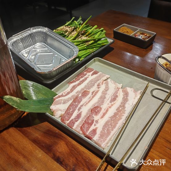 朵颐大块烤肉