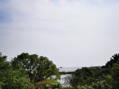 -亮河湾山庄