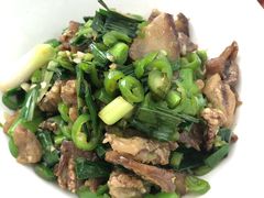 油渣炒辣椒-红色湘菜馆(春风店)