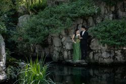 -都市丽人婚纱摄影