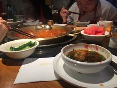 -潮火锅·麻辣牛肉火锅(观音桥方圆·LIVE店)