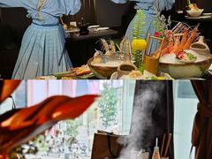 -雍容荟帝王蟹活龙虾展台自助(IFS黑金店)