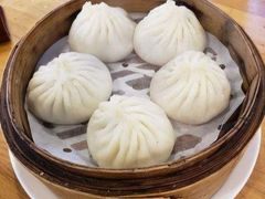 蟹粉汤包-朱洪元苏式面馆(绿宝广场店)