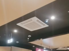 -海底捞火锅(六合天街店)