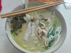 -明呈黄鱼面馆(斜土路店)