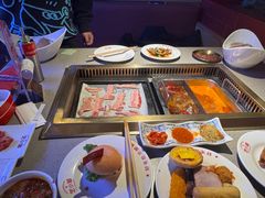 -芝小官毛肚火锅海鲜自助(苏州吴江区万宝店)