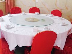 包厢-宾朋海鲜美食特色餐厅·纯手工鲅鱼水饺(兴海路店)