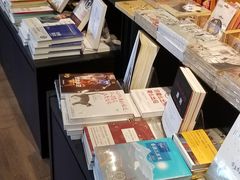 -阅西安新华书店(翠华南路店)