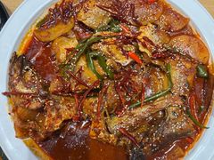 -青瓦餐厅·生鱼片·韩园烤肉(西塔店)