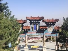-鸡鸣山旅游风景区
