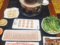 -千亿来乌拉火锅(德胜店)