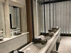-洛缦音乐餐厅(工业展览馆万象城店)