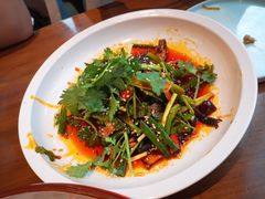 -有红鸡毛店·川菜(建设路店)