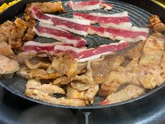 -三国惹火烤肉·中日韩烤肉集合店(百草路店)