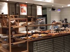 面包甜点陈列柜-Luneurs(幸福里店)