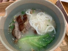 -美食小镇·观赏珍稀鸟类·长隆熊猫酒店