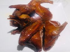 玻璃乳鸽-十六台·经典广东菜(德外大街店)