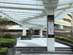 -瑞虹新天地月亮湾