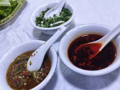 -鲁朗纳麦石锅鸡庄园