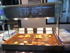 面包甜点陈列柜-和府捞面(壹方天地店)