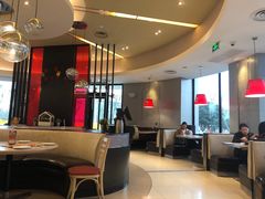 大堂-必胜客(湘隆店)