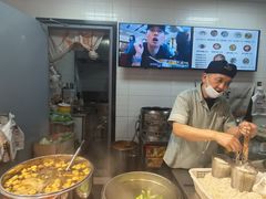 -红鼻子桂林米粉(金唐新光界店)