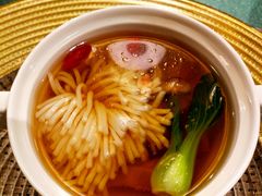 林芝鲜松茸響螺豆花汤-鱼桥巷·美学川菜