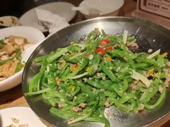 -聚鑫朋酸菜肥肠(文艺路口店)