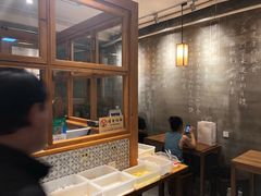 -一两饭川味素食餐厅
