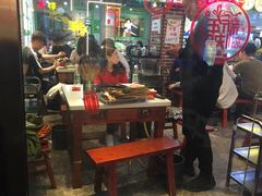 大堂-钢管厂歆瑞源油卤串串香(春熙路太古里店)