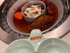 菌香鸳鸯锅-晓宇重庆火锅(赛格国际购物中心店)
