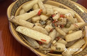 Stir-Fried Huai山 with Flavor