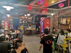 大堂-陈老二烧烤(草市街总店)
