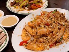 -乾坤饭店