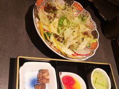 -铭牛烧肉·和牛海鲜自助(高新月牙湖店)