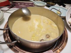 -洪氏嗨捞·猪肚鸡火锅(阳光天地店)