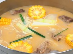 -肥仔文澳门猪骨煲(南京西路店)