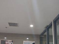 -上海仁爱医院口腔科 · 种植